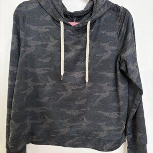 Vuori Halo Essential Hoodie Dark Blue Camo (Large)